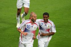 开云体育官方网站-葡萄牙鏖战那不勒斯，本泽马点燃赛场的简单介绍