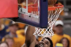 开云体育APP下载-步行者队主帅变阵取得连胜，重振信心