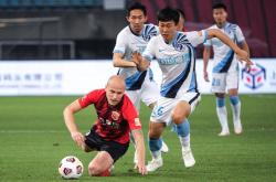 开云体育app-罗马狂胜，小组头名几无悬念！