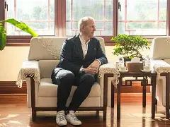 拜罗伊特胜出，占据积分榜前列