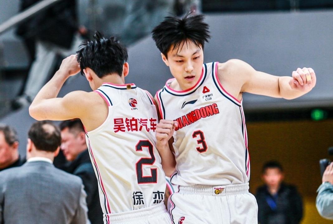 关于辽宁男篮备战关键战，实力备受期待的信息