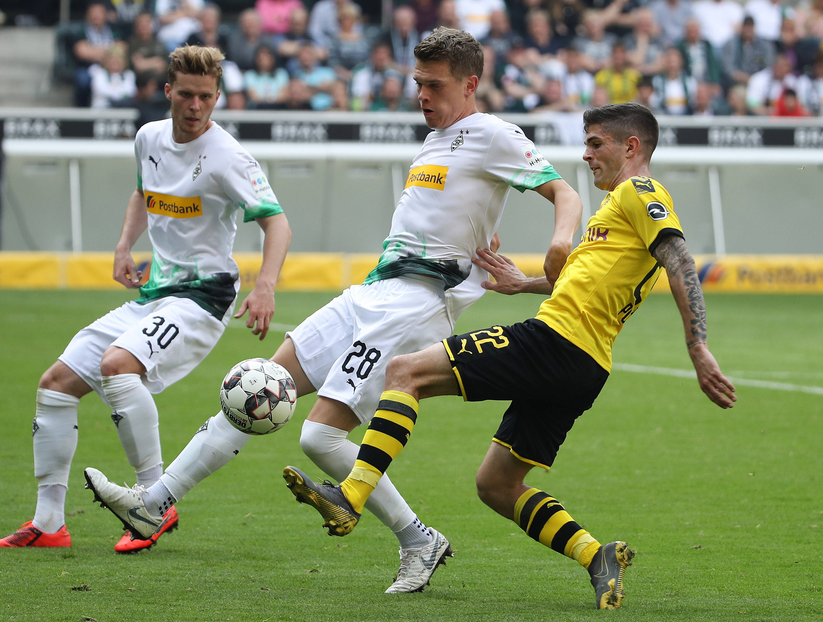 格拉德巴赫球员助攻制胜关键