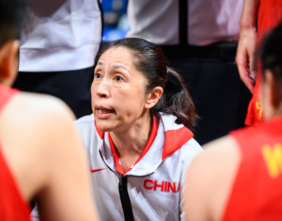 澳洲女篮队员受伤退出本赛季比赛 澳洲女篮队员受伤退出本赛季比赛