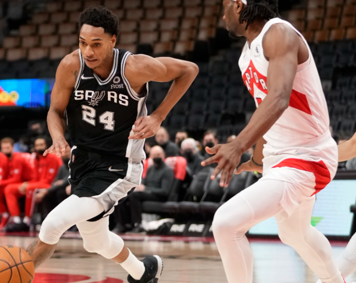 猛龙胜马刺，取得三连胜