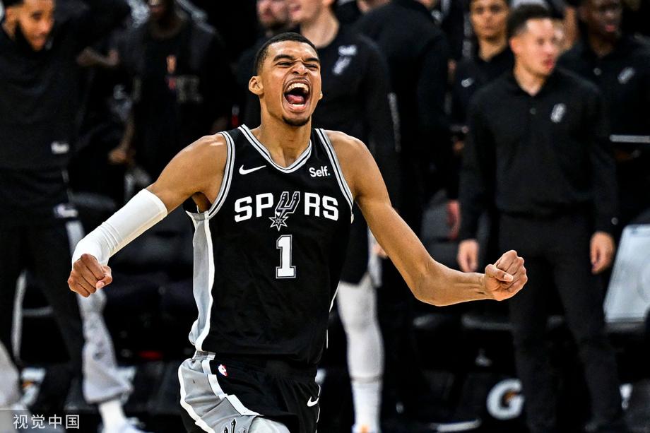 火箭艰难击败马刺，势头不减的简单介绍